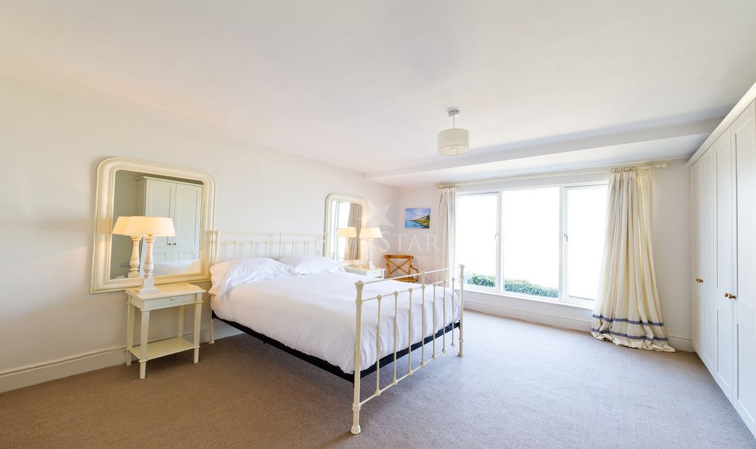 Cliff Cottage photo 5