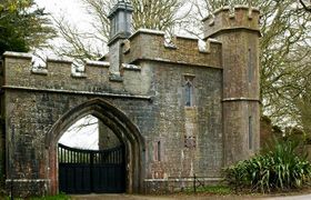 Annes Grove Miniature Castle