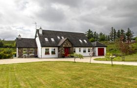 Deluxe Westport Cottage reviews