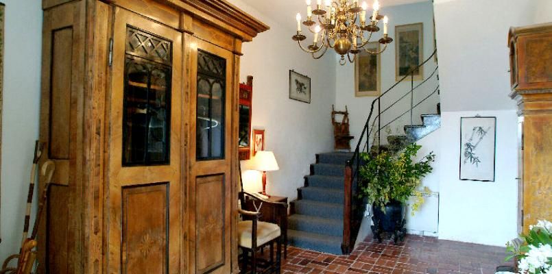 Westcove House - The Hall