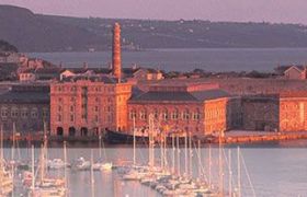 15 Mills Bakery Royal William Yard Plymouth PL1 3GD ((Drakes Wha reviews