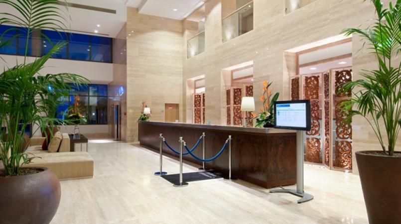 Hilton Hotel Penthouse photo 7