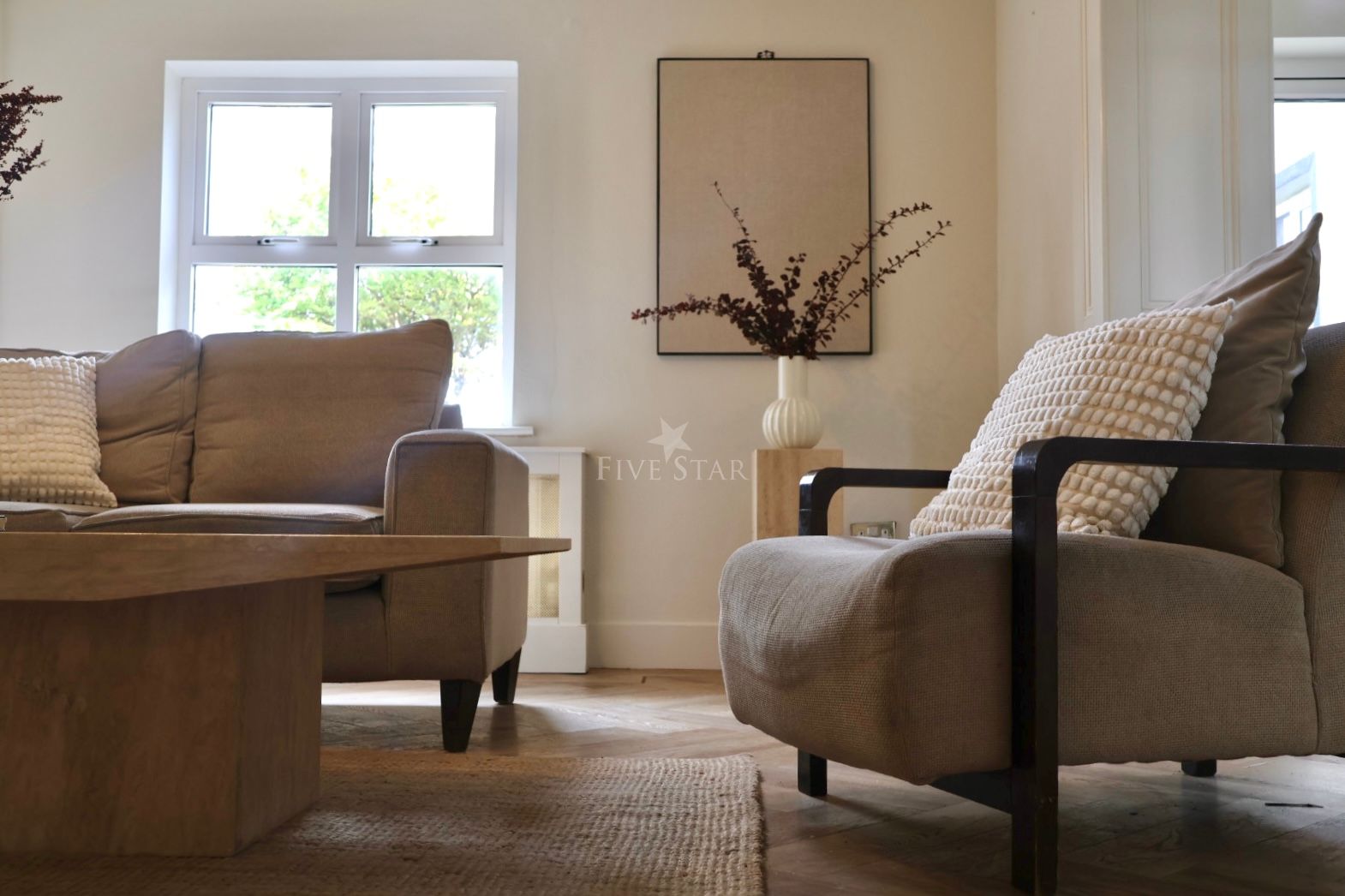 Country House on Private 20-Acre Estate photo 7