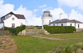 Old Higher Lighthouse Stopes Cottage