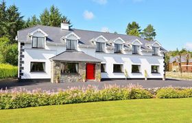 Clifden House reviews