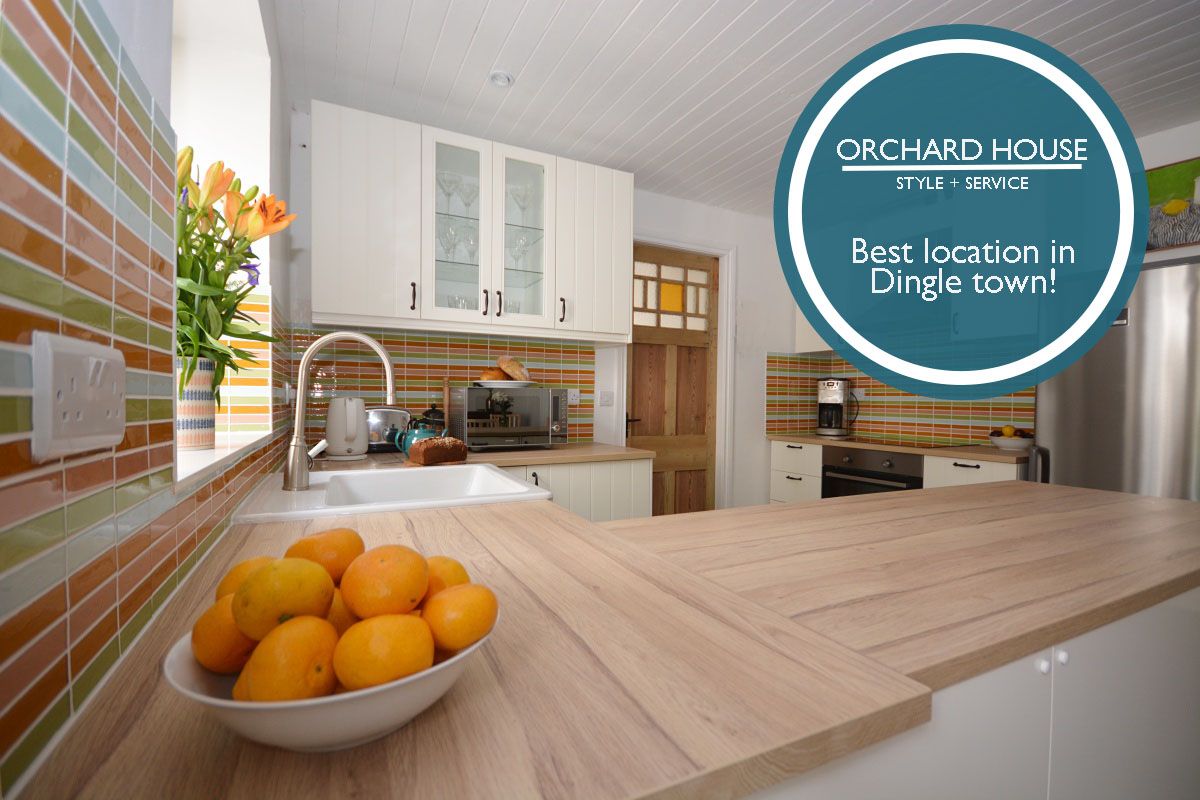 Orchard House - 4 Bedroom home in Dingle Town centre photo 1