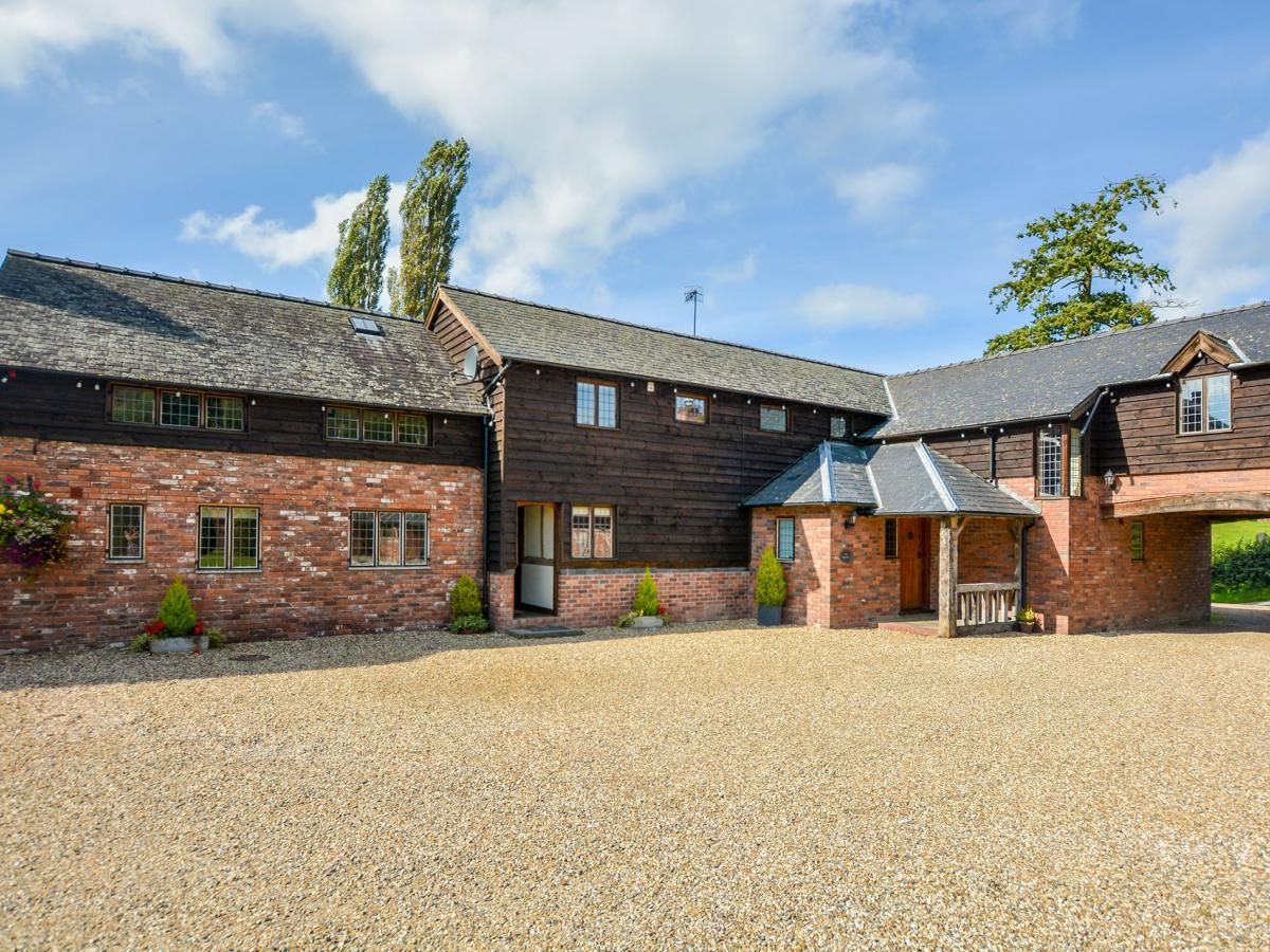 Barn in Mid Wales photo 1