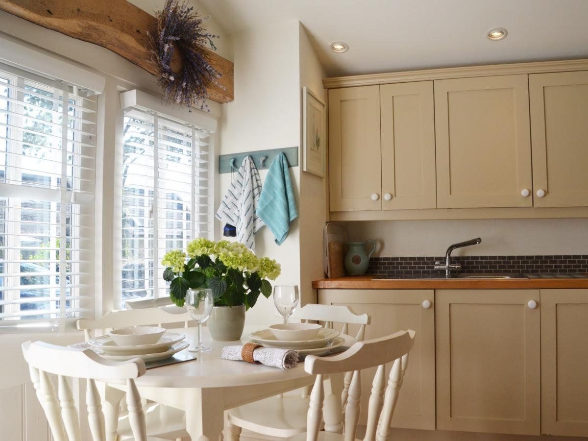 Cottage in Gloucestershire photo 2