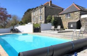 House in West Cornwall reviews