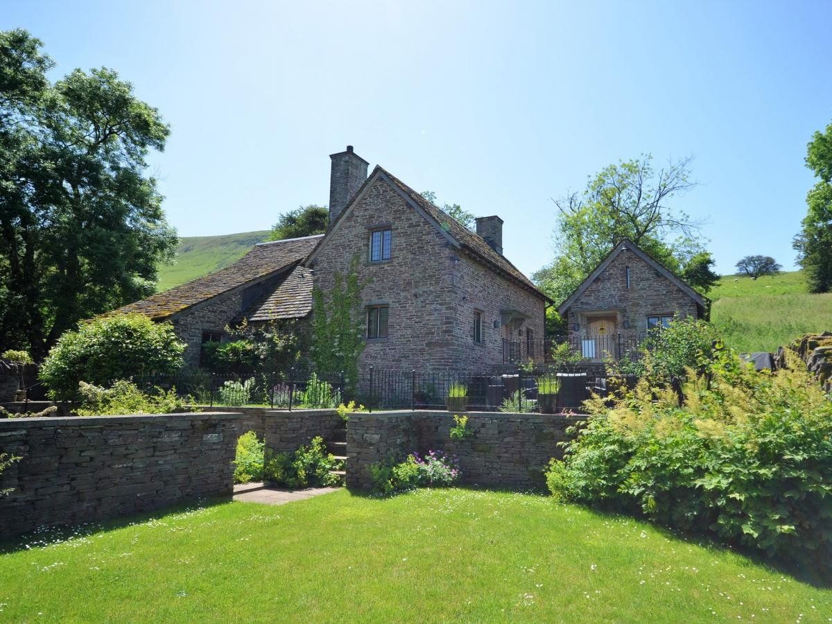 Cottage in Mid Wales photo 3