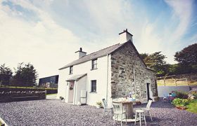 Cottage in North Wales reviews