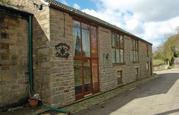 Whaley Bridge Cottage