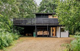 Log Cabin in Hampshire