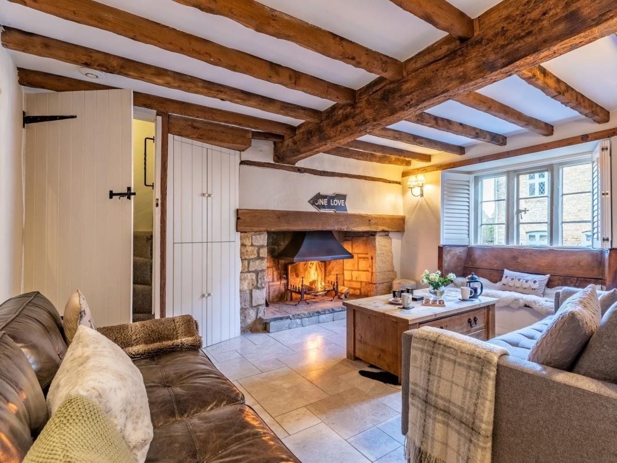 Cottage in Gloucestershire photo 1