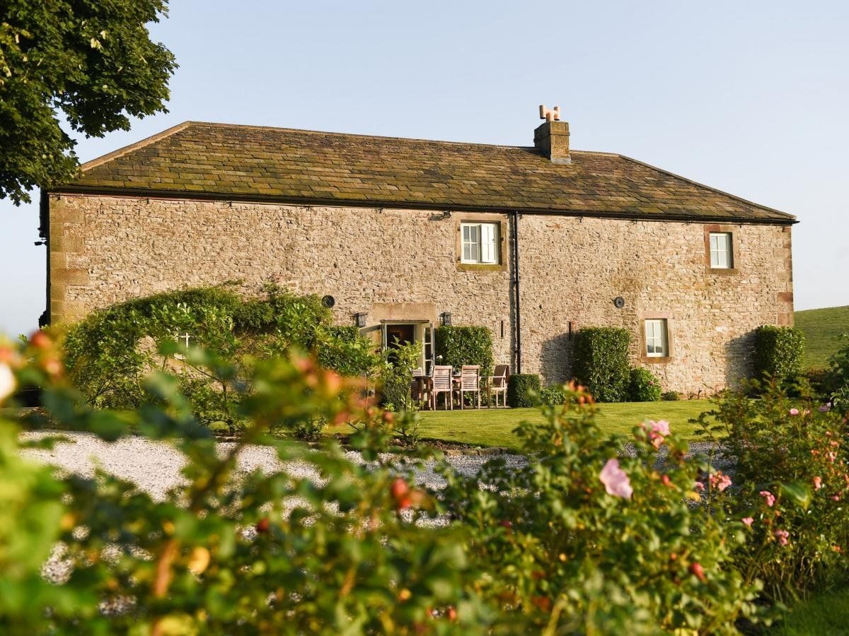 Barn in Derbyshire photo 1