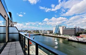 Hanover Quay reviews