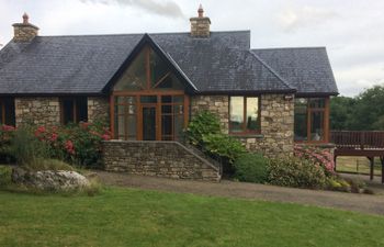 Thoor Ballylee River Retreat