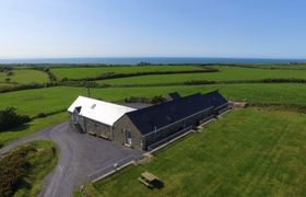 Bythynnod Lleuddad Cottages