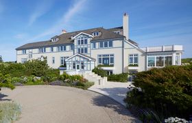 The Hamptons Estate reviews