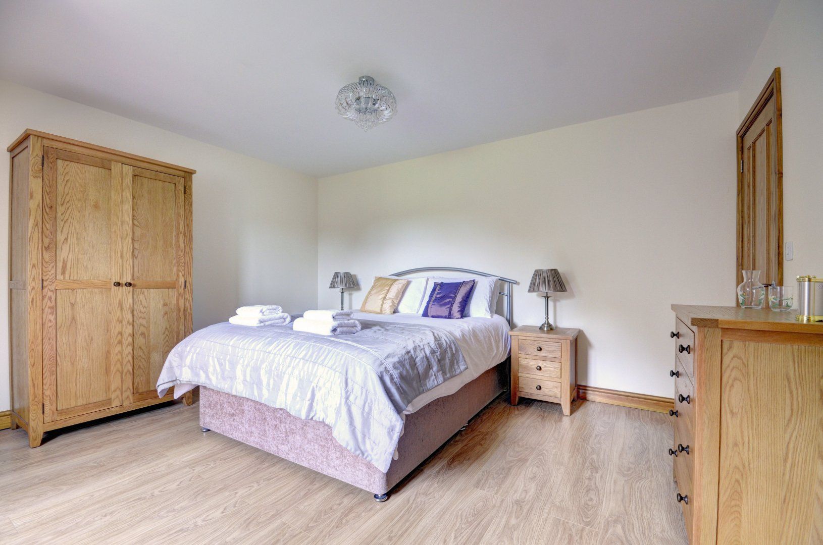 Woodside photo 4