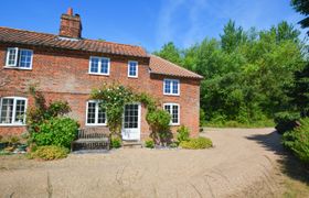 Aurora Cottage