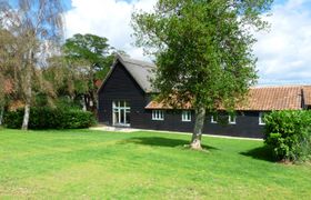 Burtons Farm Barn