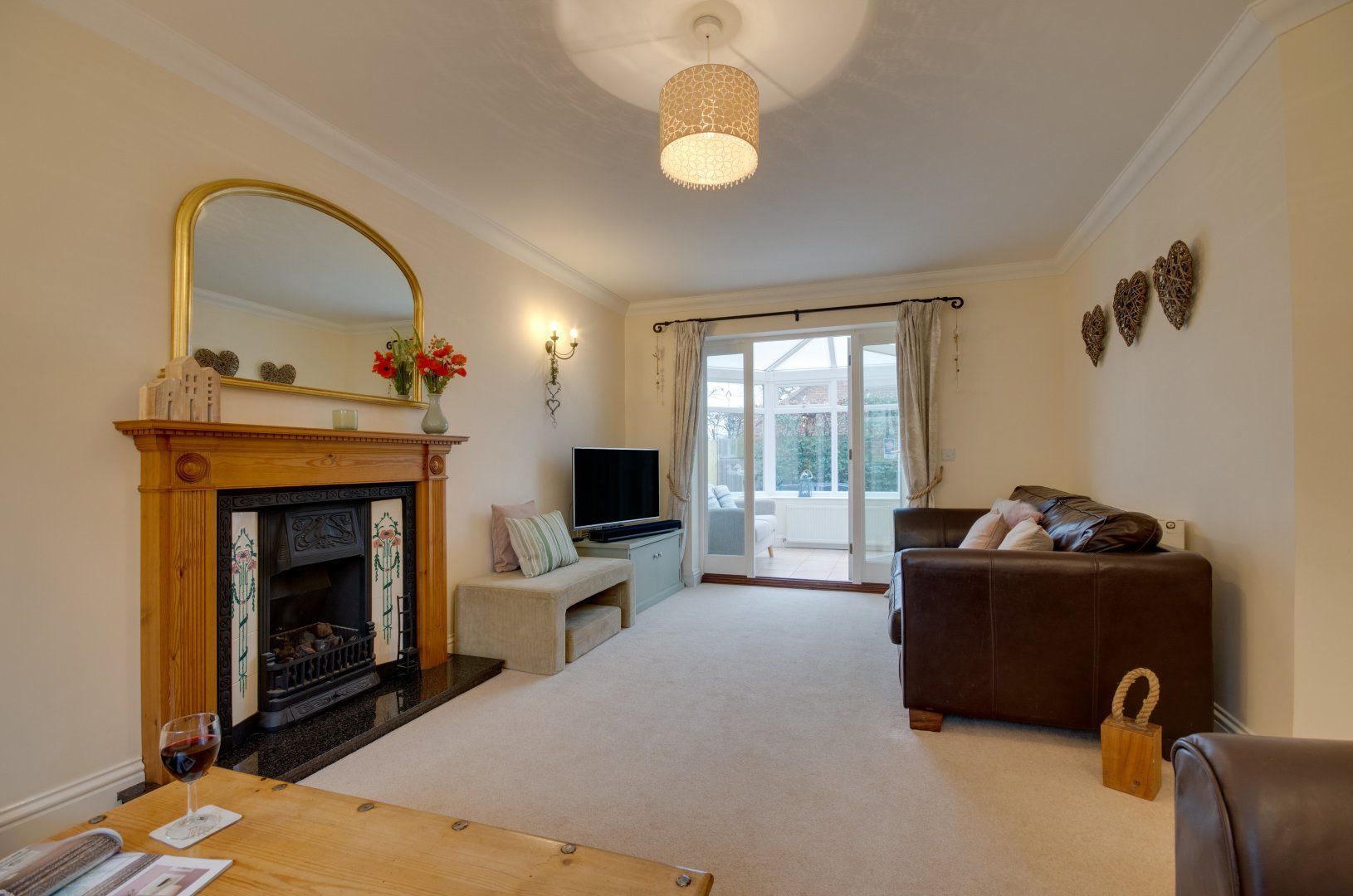 11 Oaklands Crescent photo 4