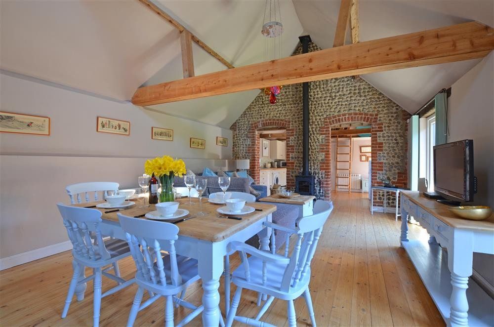 Rainbow Cottage photo 6