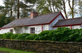 Railway Crossing Cottage