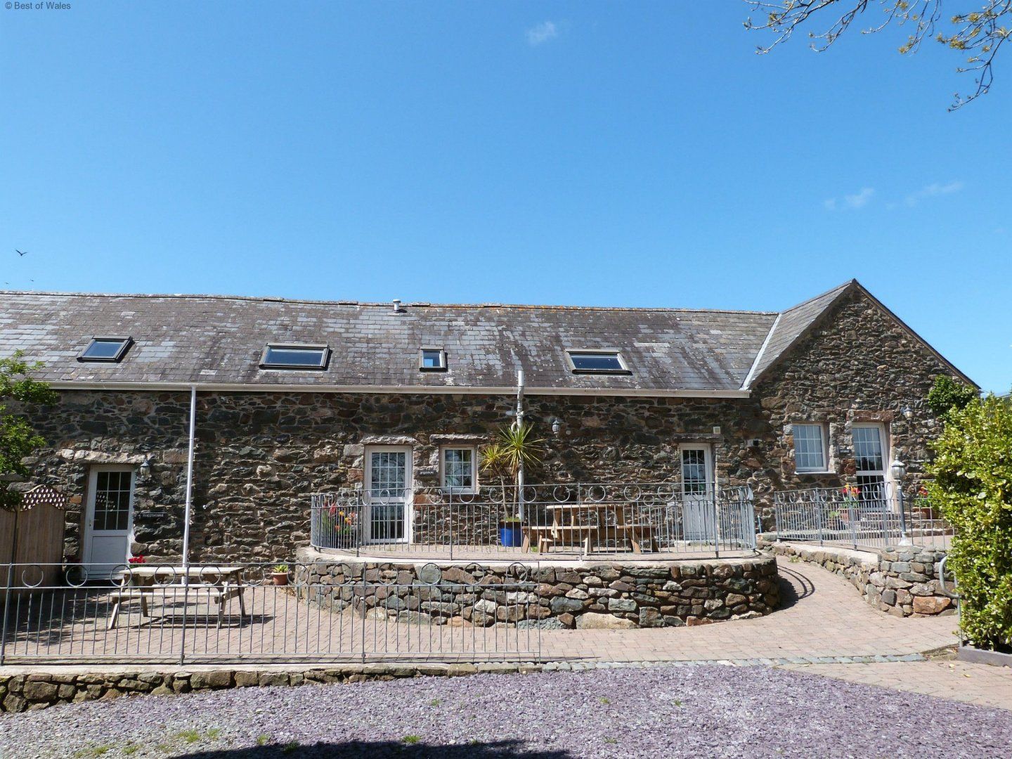 Bythynnod Sarn Group Cottages photo 1