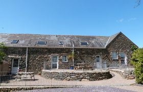 Bythynnod Sarn Group Cottages