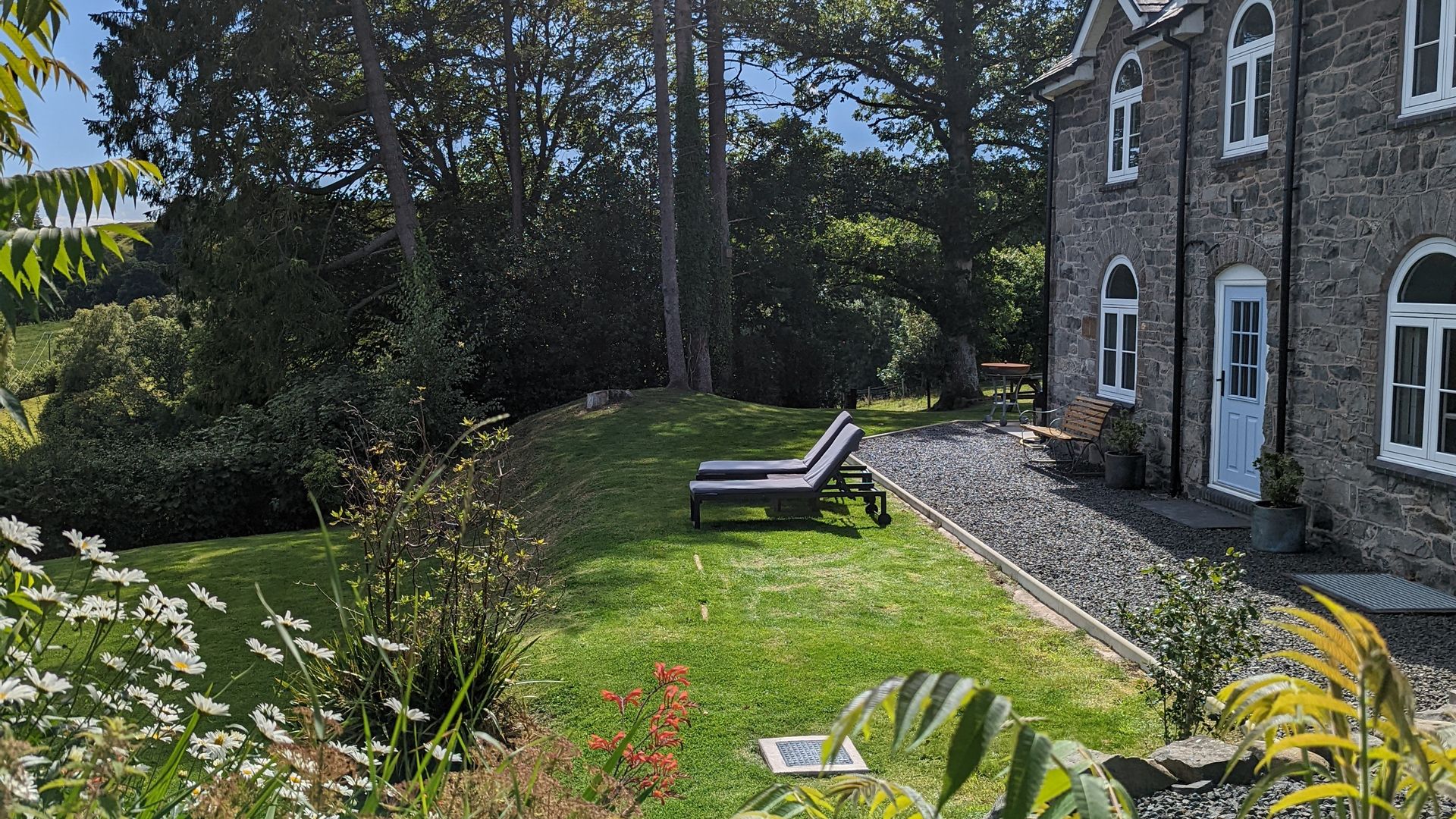 Brynderwen photo 2