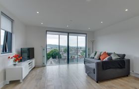 Pen Dinas Cardiff Apartment reviews