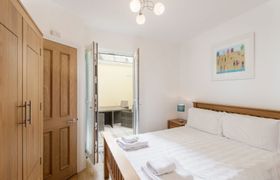 4 At The Beach, Torcross