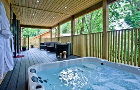 Cedar Lodge, South View Lodges, Exeter