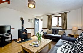 Cranny Cottage, East Thorne, Bude