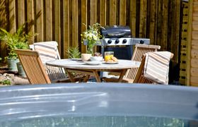 Fern Leaf Roundhouse, East Thorne, Bude reviews