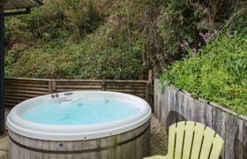 Treetops, Gara Mill, Slapton reviews