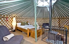 Yurt 4, East Thorne Farm, Bude reviews