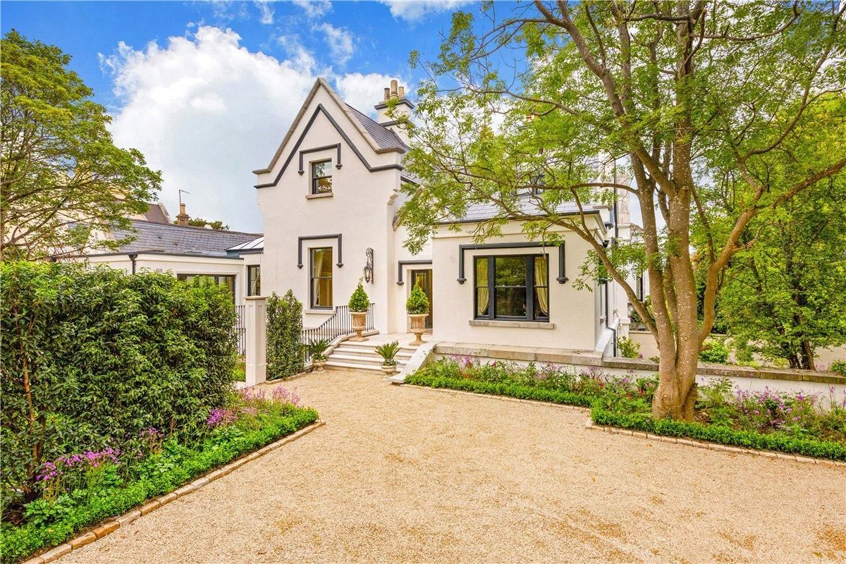 Luxury Houses for Sale Dalkey, Co. Dublin Dalkey Sandycove Residence