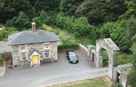 Cloverhill Gate Lodge