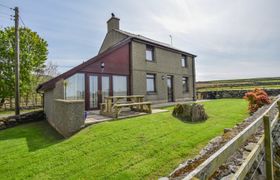 Bryn Ystrad Llyn reviews