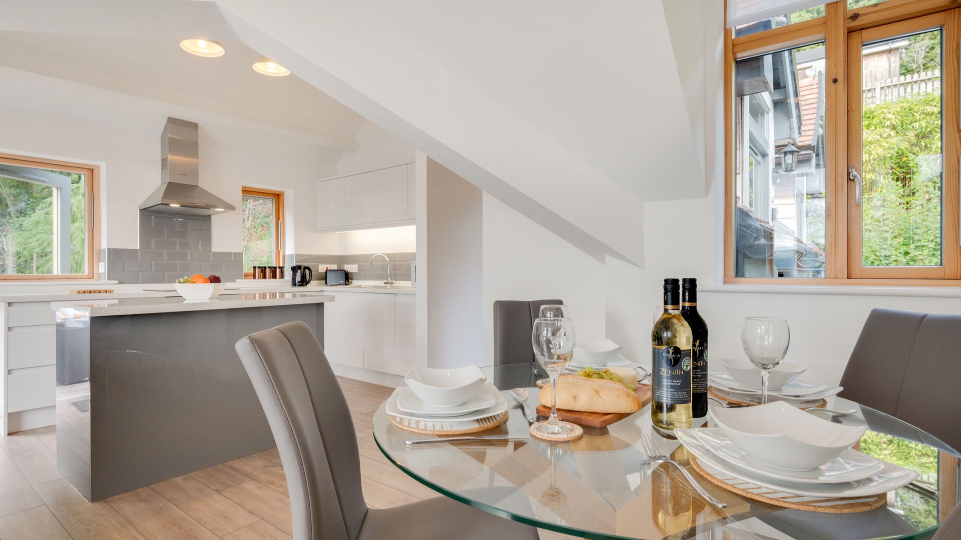 Apartment 4, The Old Stables photo 2