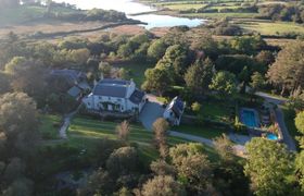 West Cork Estate & Pool reviews