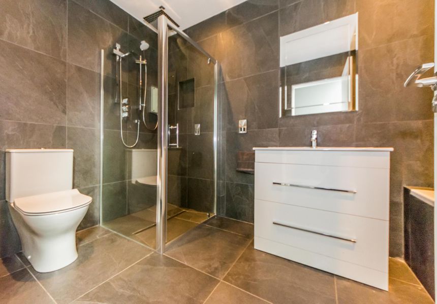 River views,7 minute drive to Kinsale town, sleeps 26 guests photo