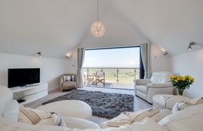 Dormy House