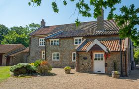 Bizewell Farmhouse