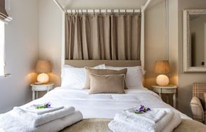 Luxury Designer Townhouse Kenmare