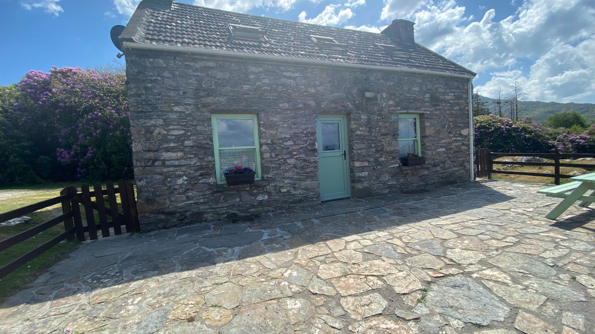 Traditional Cosy Stone Cottage with harbour views photo 18