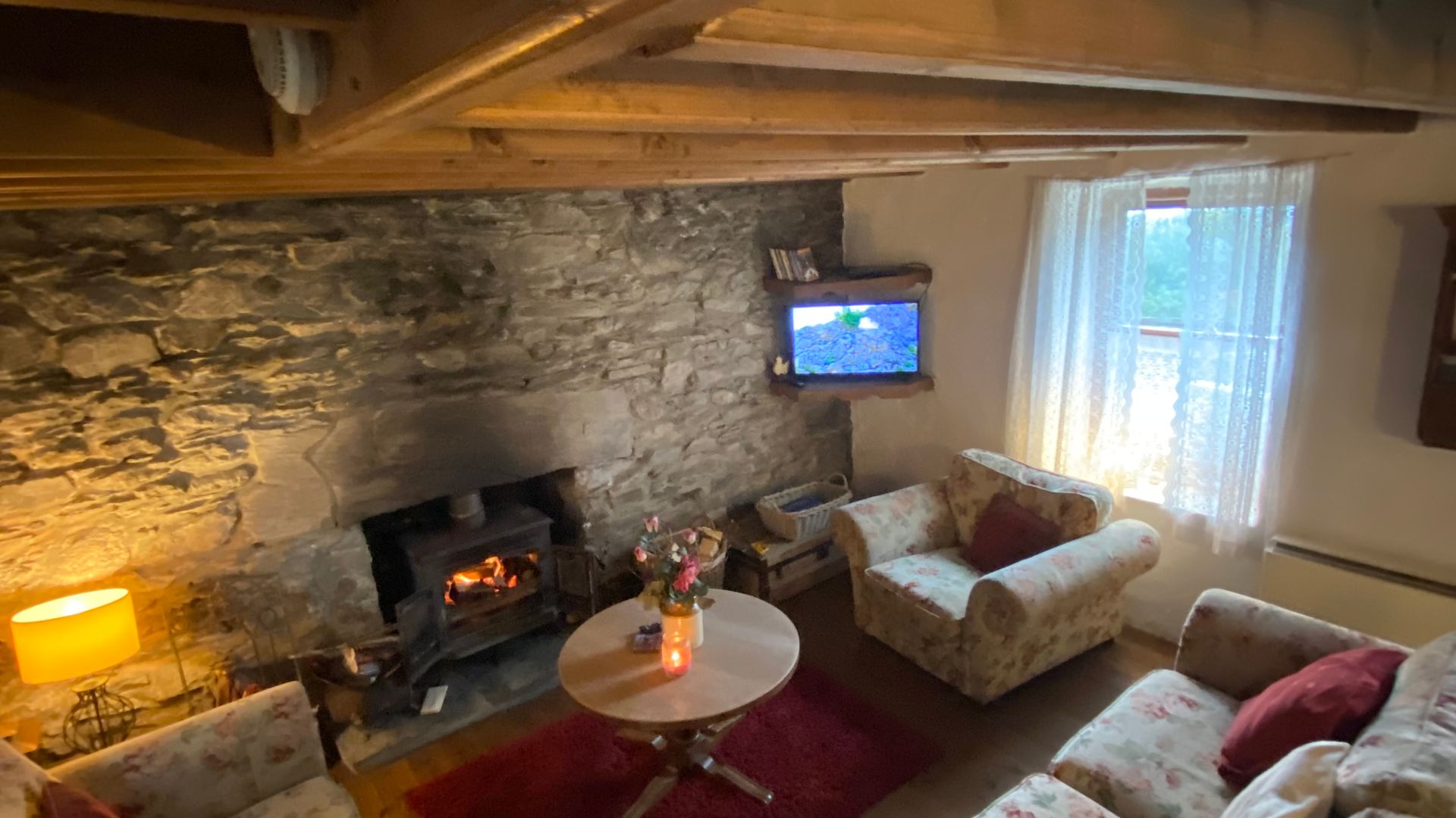 Traditional Cosy Stone Cottage with harbour views photo 12